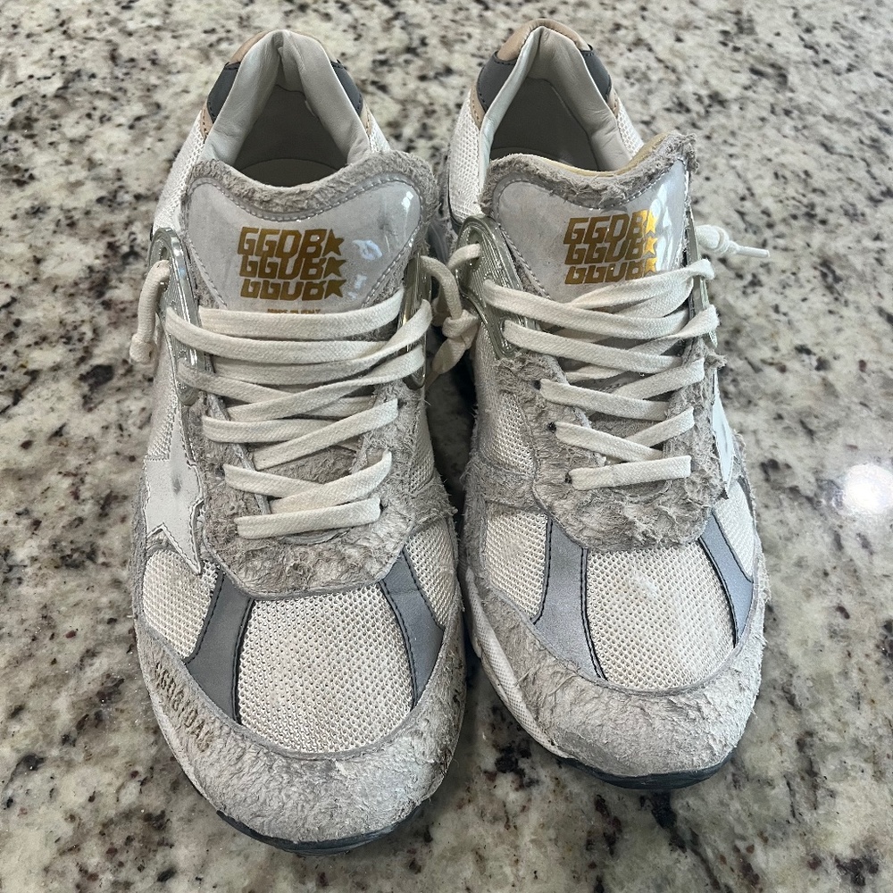 Golden Goose Dad Star Size 37 Silver & White